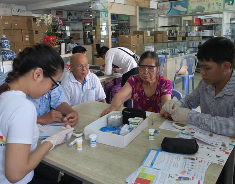 Máy đo đường huyết, mỡ máu, gút BeneCheck