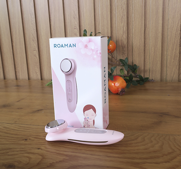 Máy massage mặt ROAMAN M7 làm sạch và trẻ hóa làn da bằng công nghệ Ion