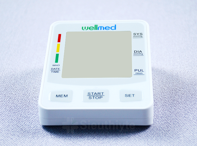 Máy đo huyết áp Wellmed với kích thước nhỏ gọn, tiện dùng bất cứ đâu