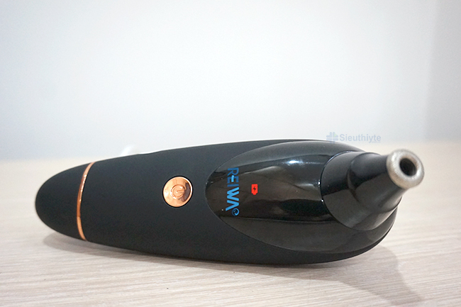 Máy hút mụn đầu đen Reiwa BR-150 dễ dàng sử dụng