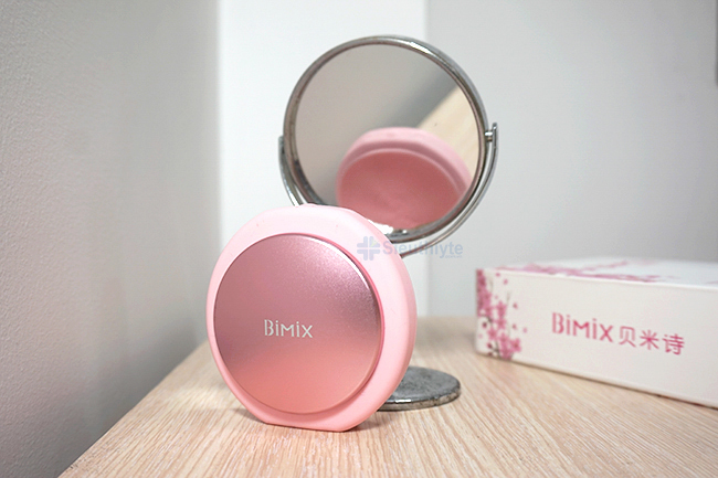 Máy rửa mặt Sonic Bimix BM606 có vẻ ngoài đẹp mắt