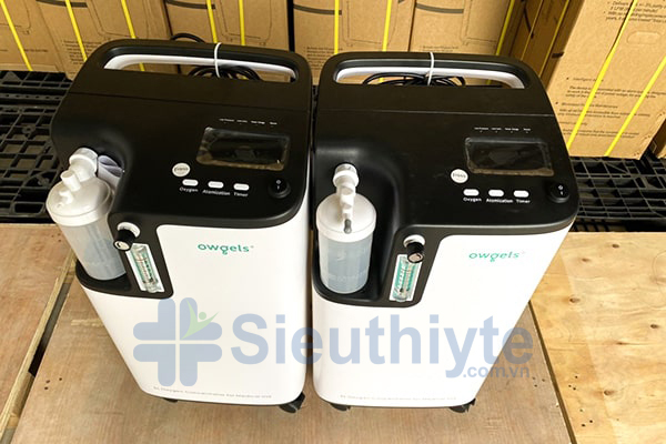 Bảng điều khiển hiện đại dễ nhìn, khung máy chắc chắn