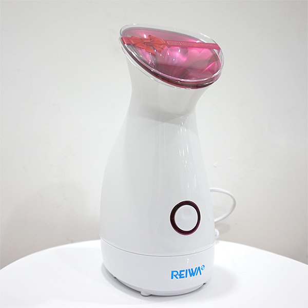 Máy xông hơi mặt công nghệ ion Reiwa WT-300