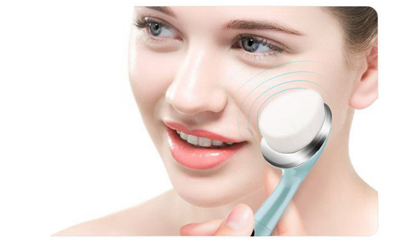 ông bàn chảy nano mềm mại, làm sạch da sâu và an toàn