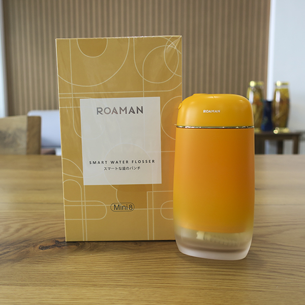 Máy tăm nước cầm tay ROAMAN Mini 8
